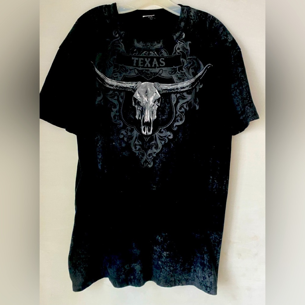 Creative Apparel Concepts - Size L  60% Cotton 40% Polyester